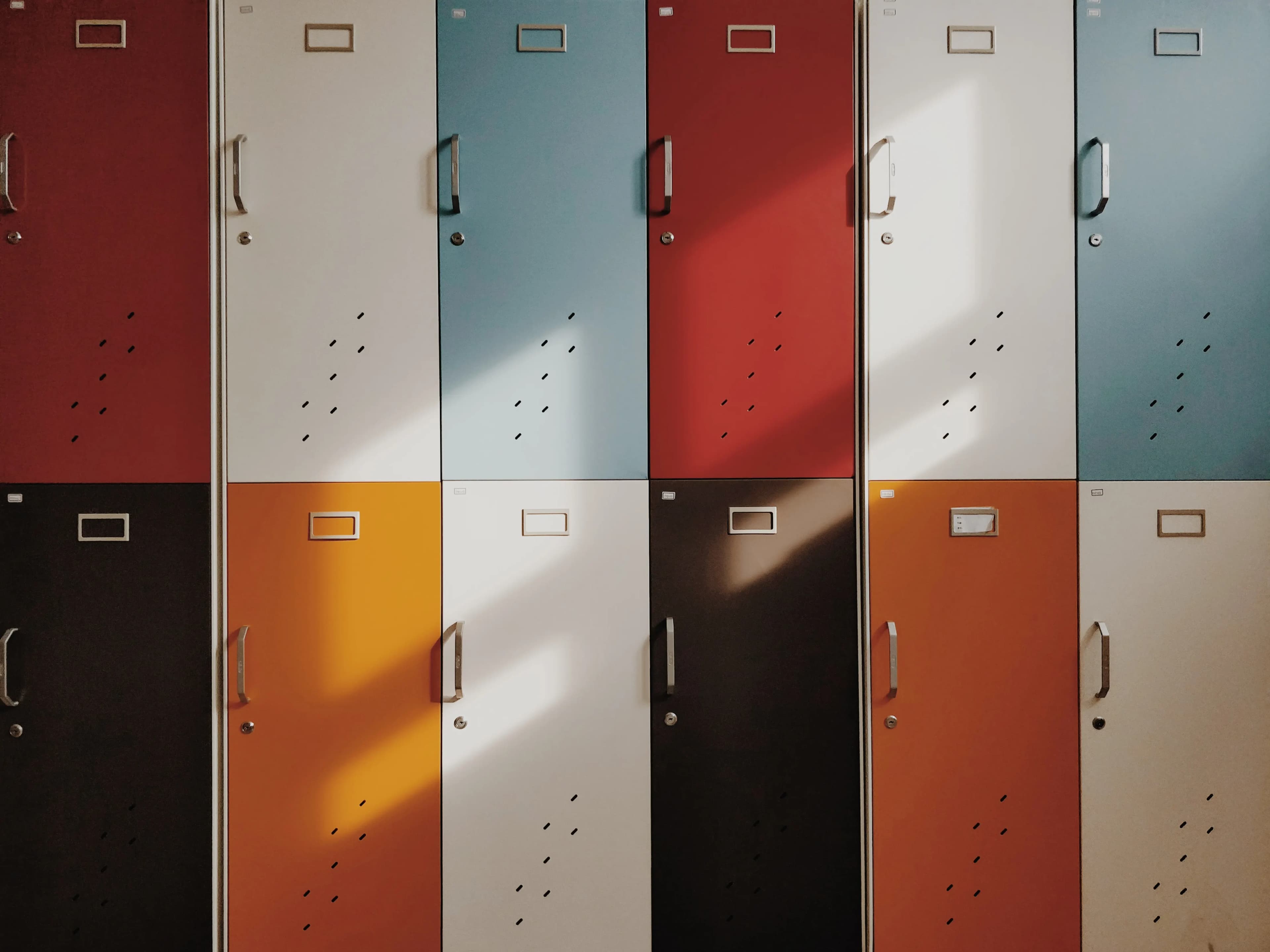 9 Things to Consider When Choosing an Agency